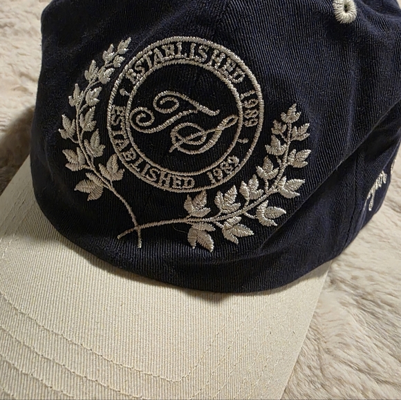 Taylor Swift Crest Navy And Cream Hat - Picture 2 of 4